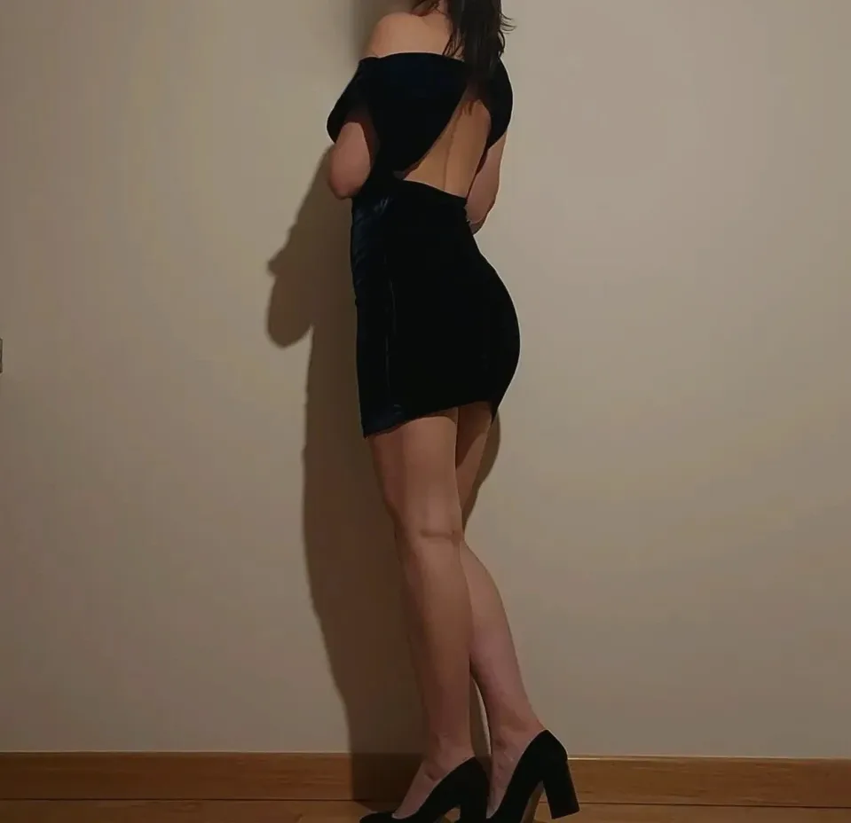 Chloe, 29