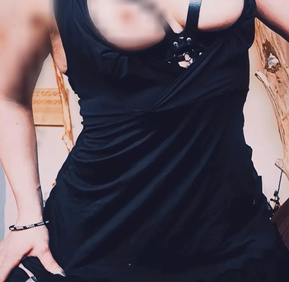 Emily, 36