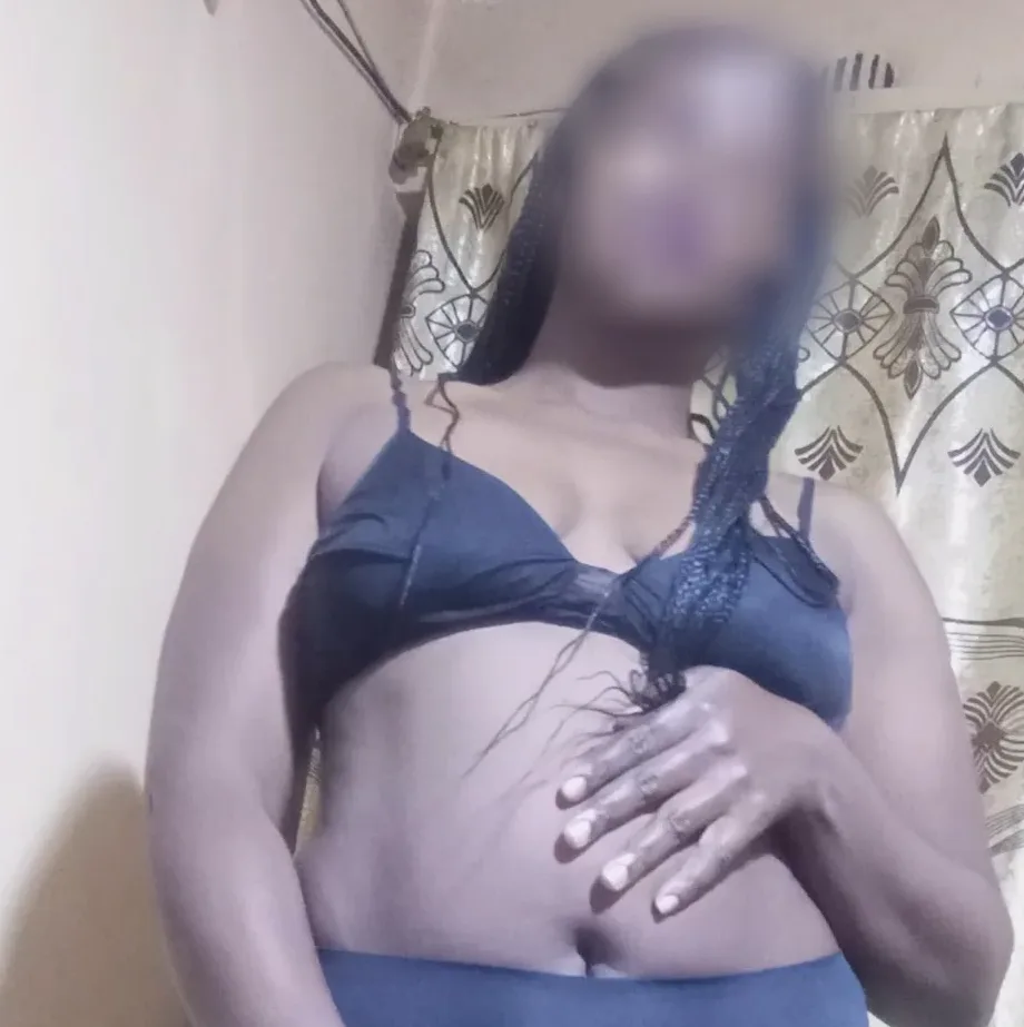 Maya, 32