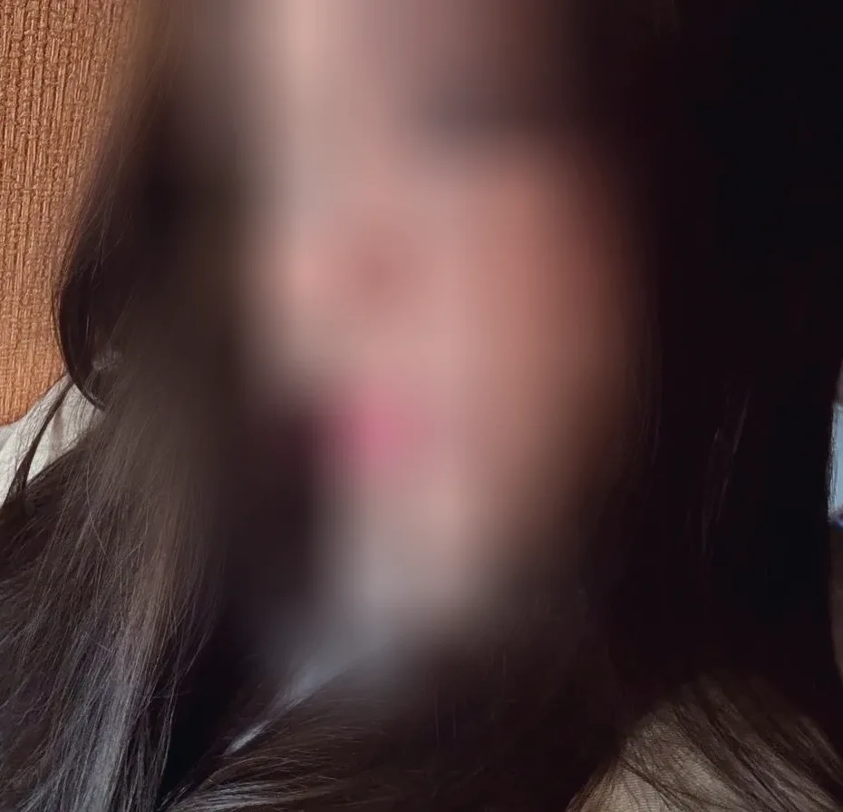 Mila, 20