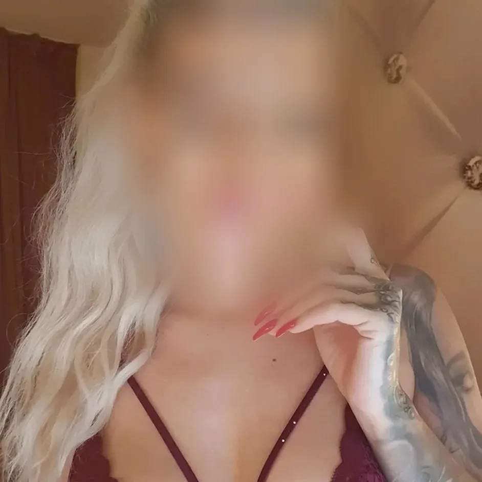 Zara, 30